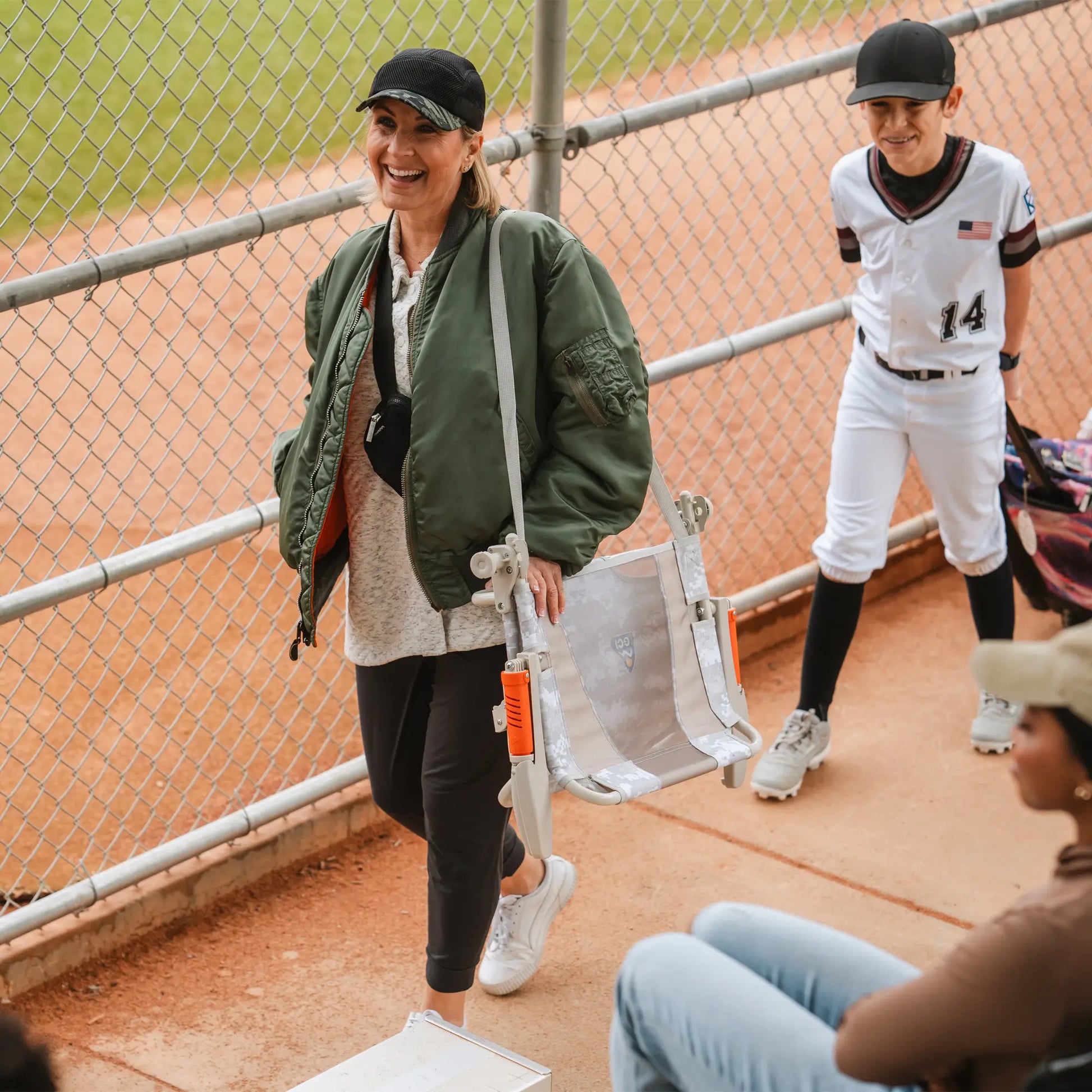 Stadium Rock-Cliner™ - Smooth Support